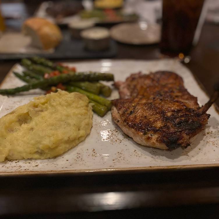 J Gilbert S Wood Fired Steaks Seafood Omaha Restaurant Omaha Ne Opentable J Gilbert S Wood Fired Steaks Seafood Omaha Restaurant Omaha Ne Opentable