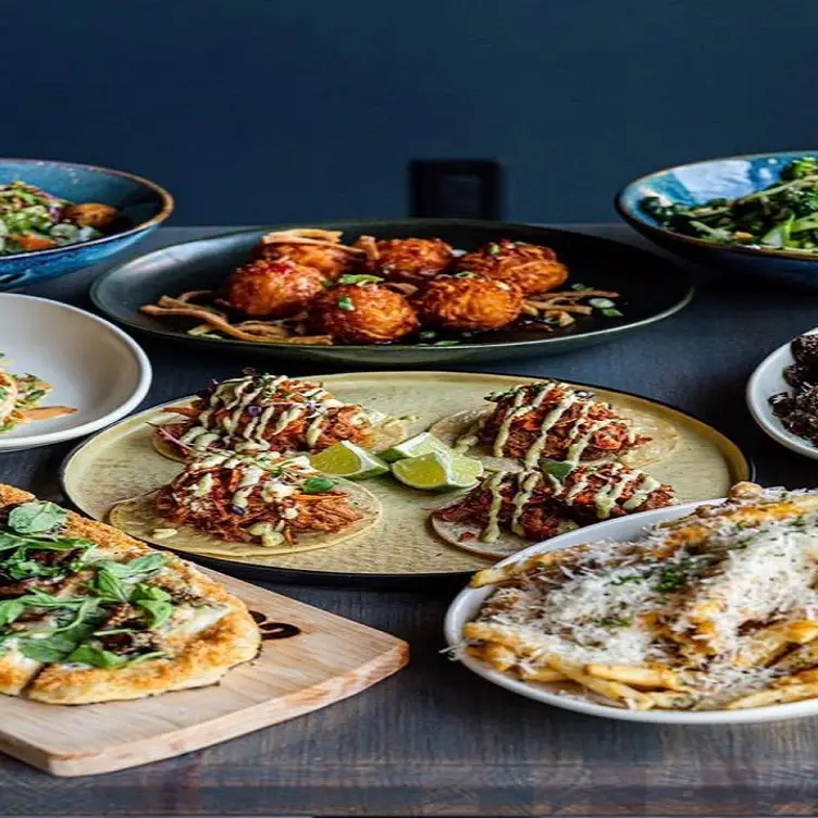 402 Eat + Drink, Omaha, NE