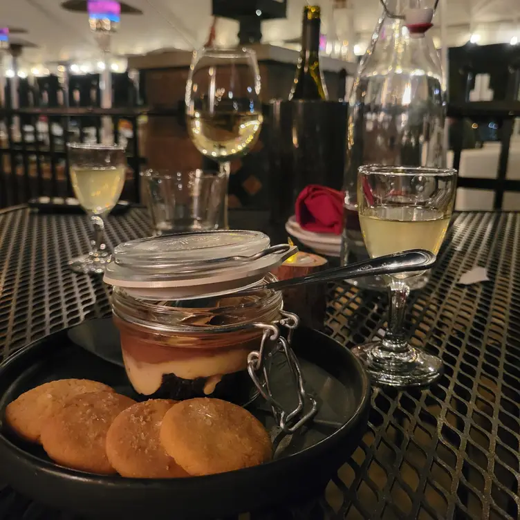 Davanti Enoteca Western Springs Restaurant Western Springs, IL