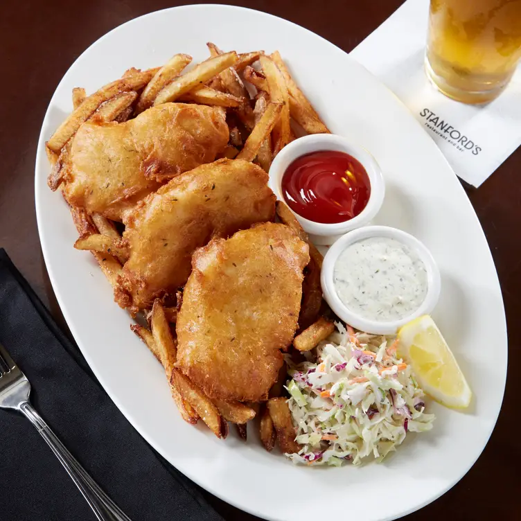 Restaurante Stanford's Kruse Way (Lake Oswego) Lake Oswego, , OR