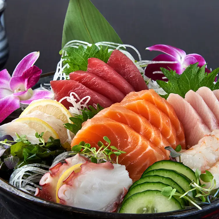 RA Sushi Bar Restaurant - Leawood, KS, Leawood, KS