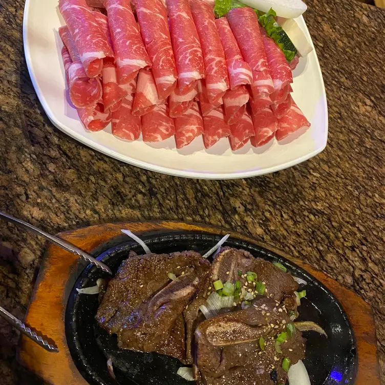 Kalbi King Korean BBQ & Sushi, Bakersfield, CA