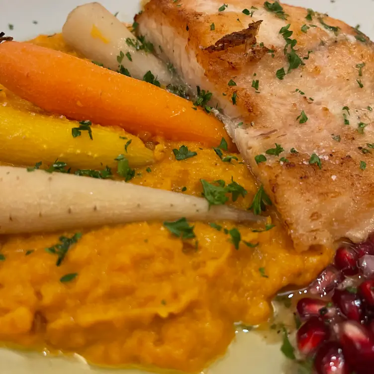 Isabella Restaurant and Bar, Wilkes-Barre, PA