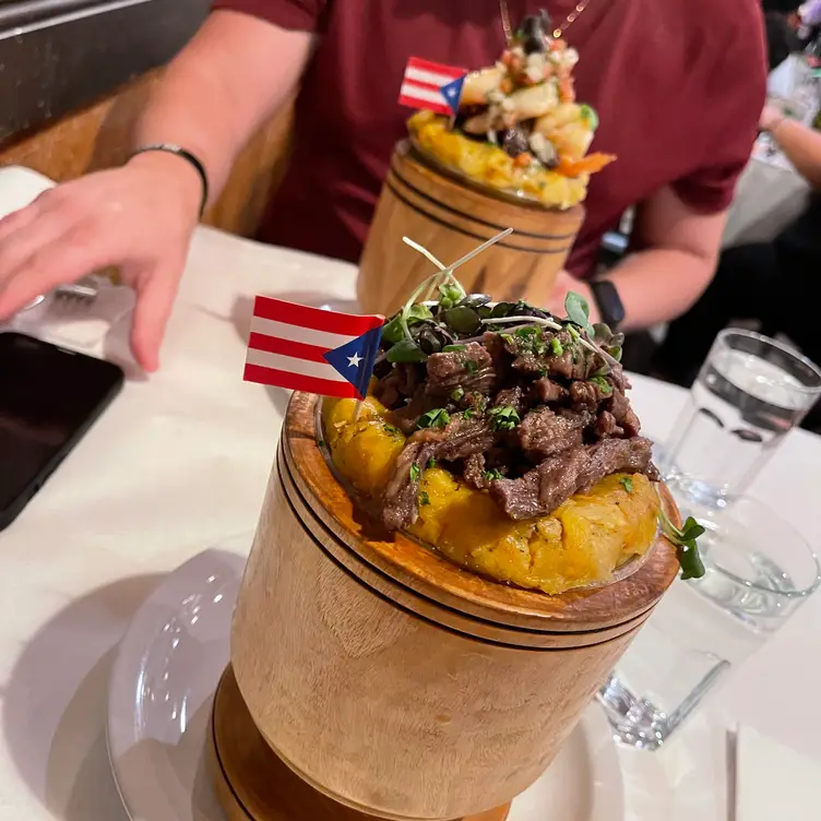 Mofongo Restaurant Calle 8，FLMiami