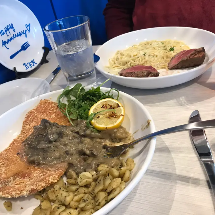 Restaurante Blue Fork Kitchen Actualizado en 2023 Reserva tu mesa ahora