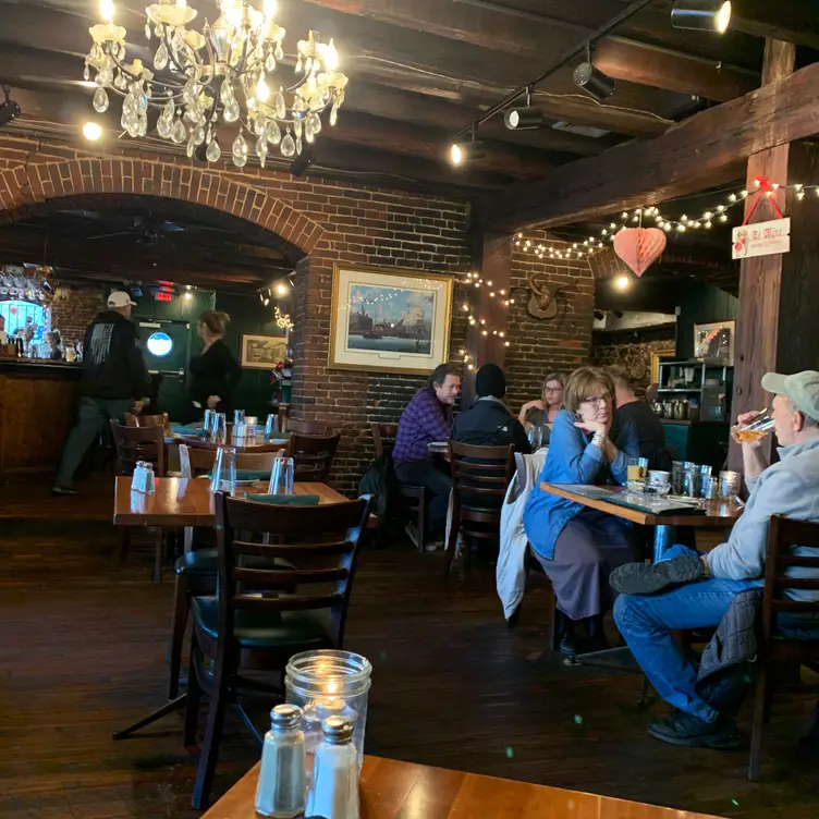 Boar's Head Grill and Tavern, Savannah, GA