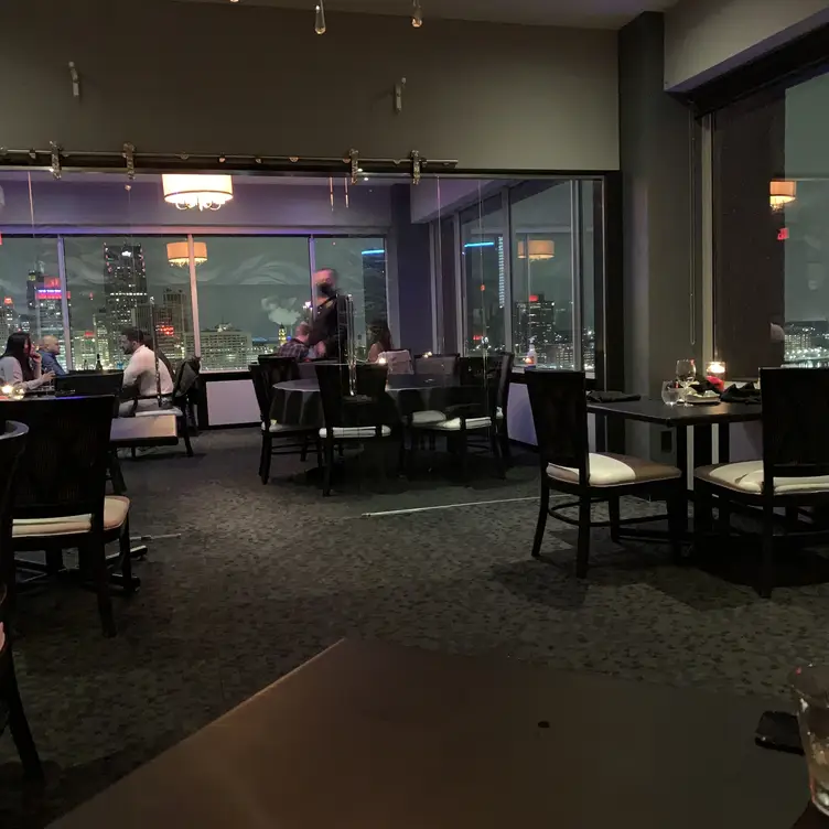 Restaurante Fourteen Restaurant & Sky Lounge Windsor, , ON OpenTable