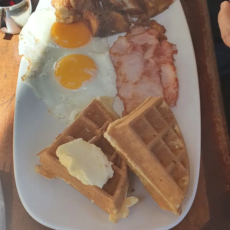 White Spot Restaurant - Drake Street