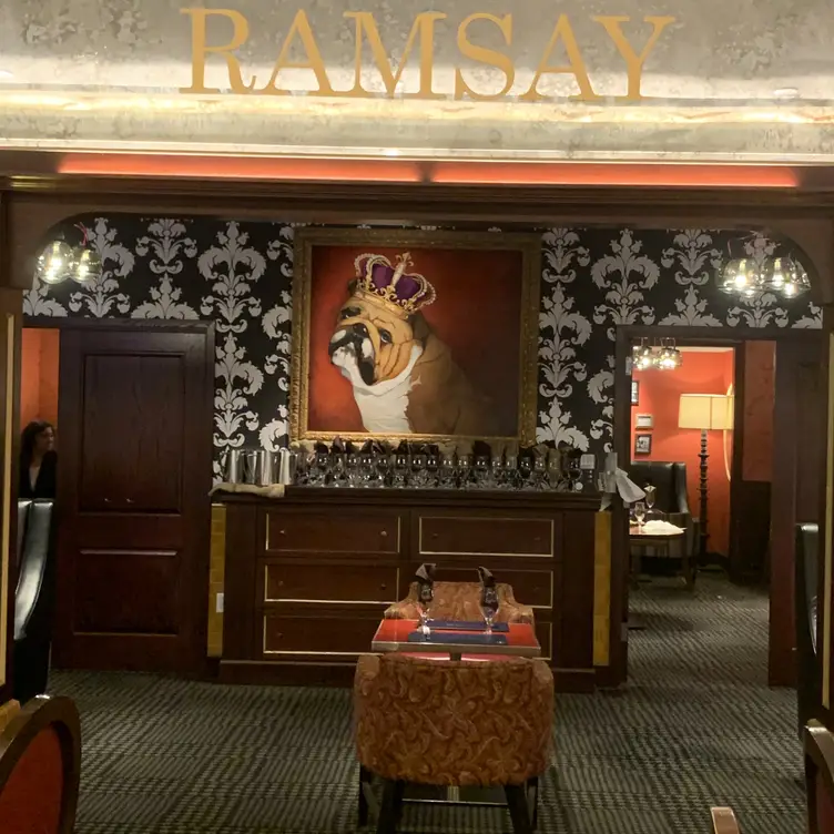 Gordon Ramsay Pub & Grill - Caesars Atlantic City, Atlantic City, NJ