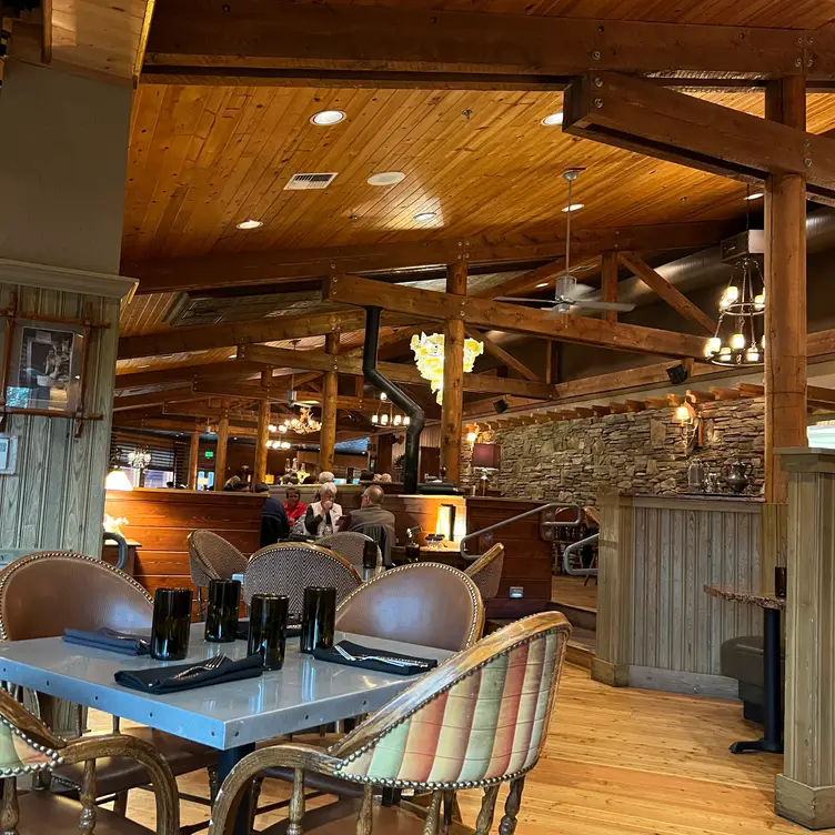 King Salmon Denali Princess Lodge Restaurant Denali National Park