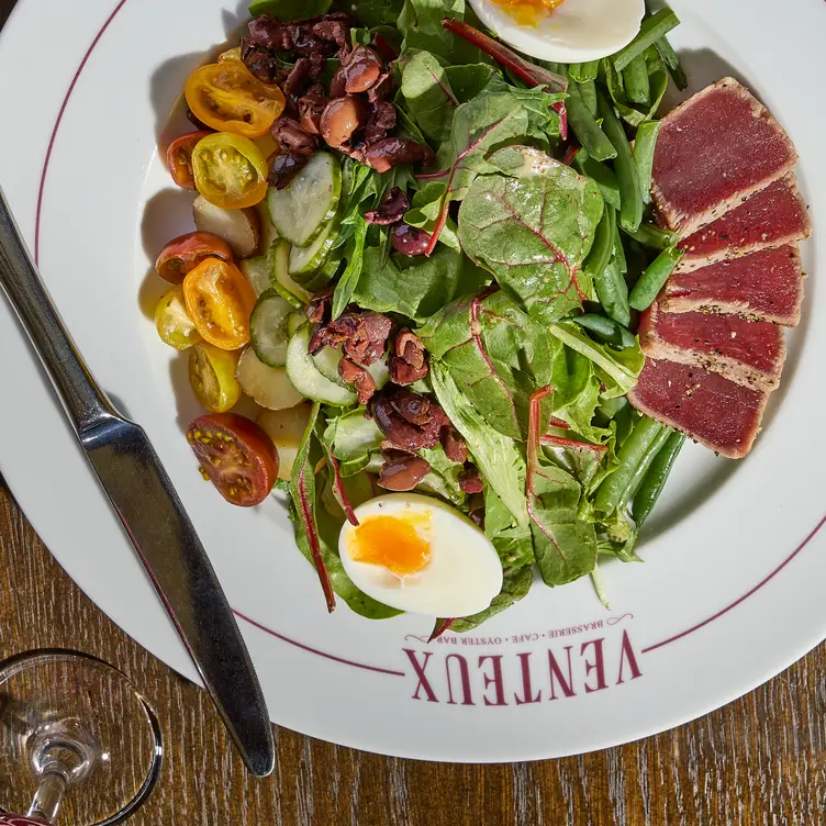 Restaurante Venteux Brasserie, Cafe, & Oyster Bar Chicago, , IL