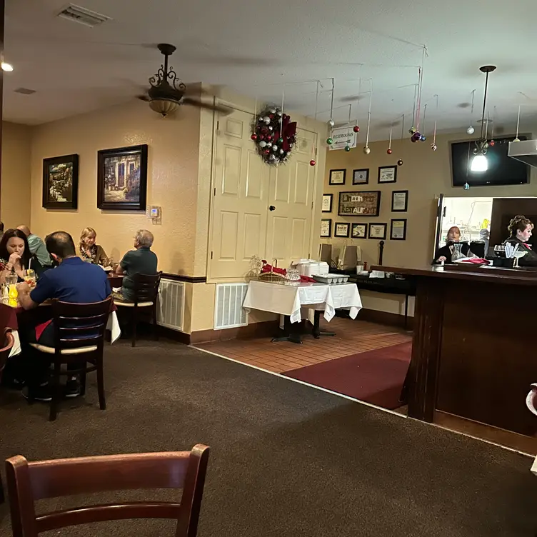 L'incontro Italian Restaurant, Lake Wales, FL
