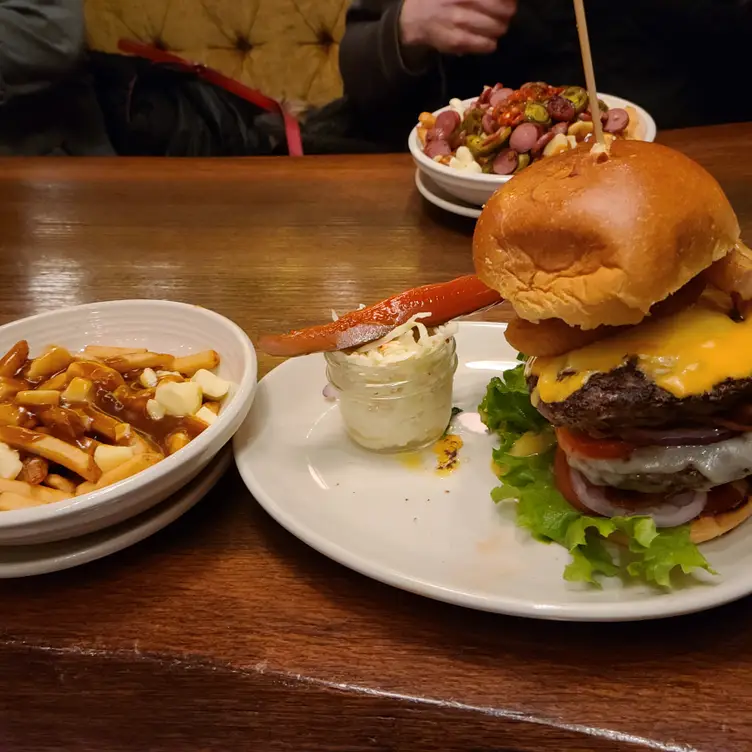 La Belle et La Boeuf - Vaudreuil-Dorion，QCVaudreuil-Dorion