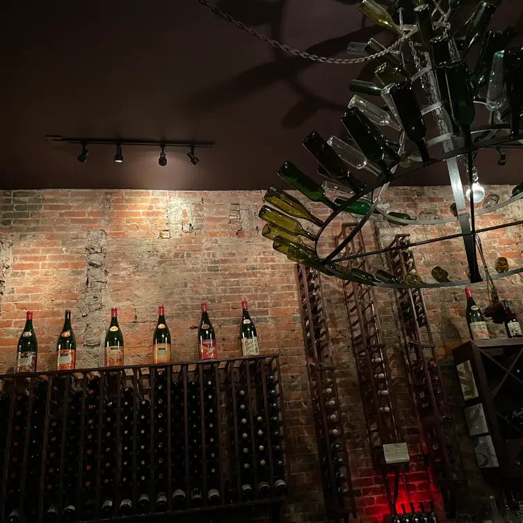 Vintage Wine Bar & Bistro, Philadelphia, PA