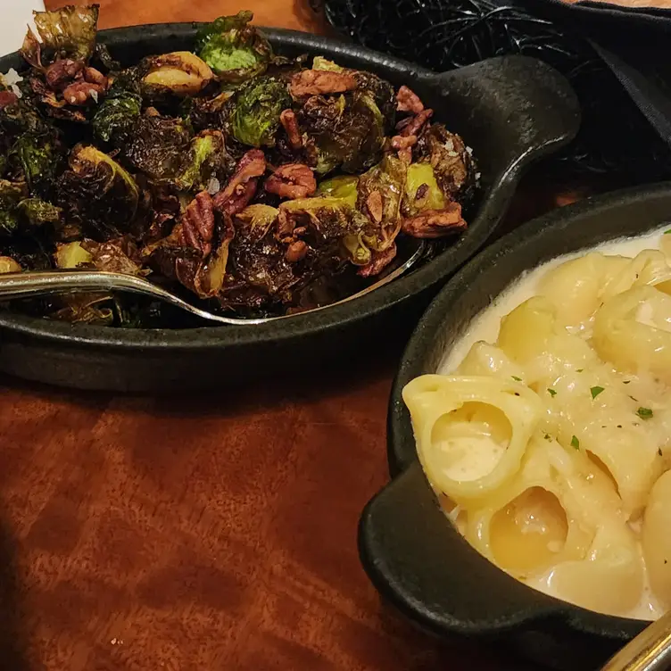 The Lounge at Final Cut Hollywood Casino Columbus Restaurant