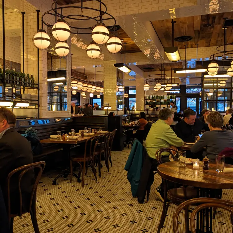 The Smith – Penn Quarter, Washington, D.C Restaurant - Washington, , DC ...