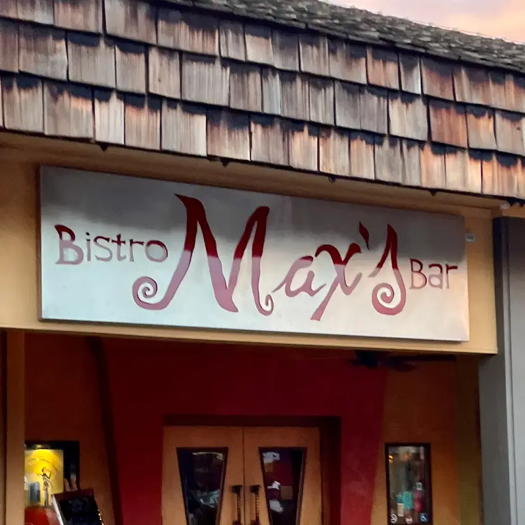 Max's Bistro & Bar, Fresno, CA