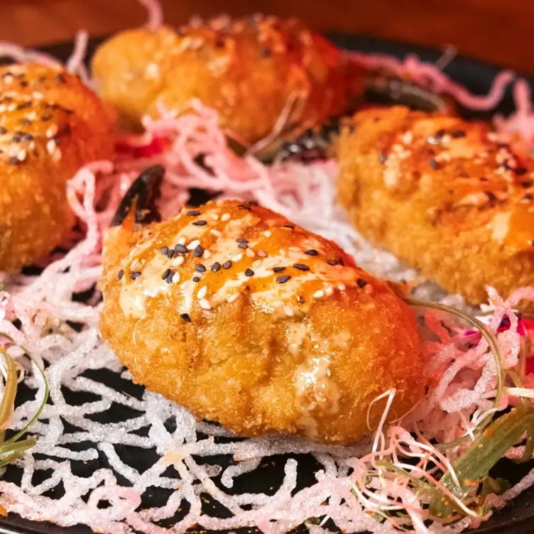 Kaiyo Rolls, Lima, LMA