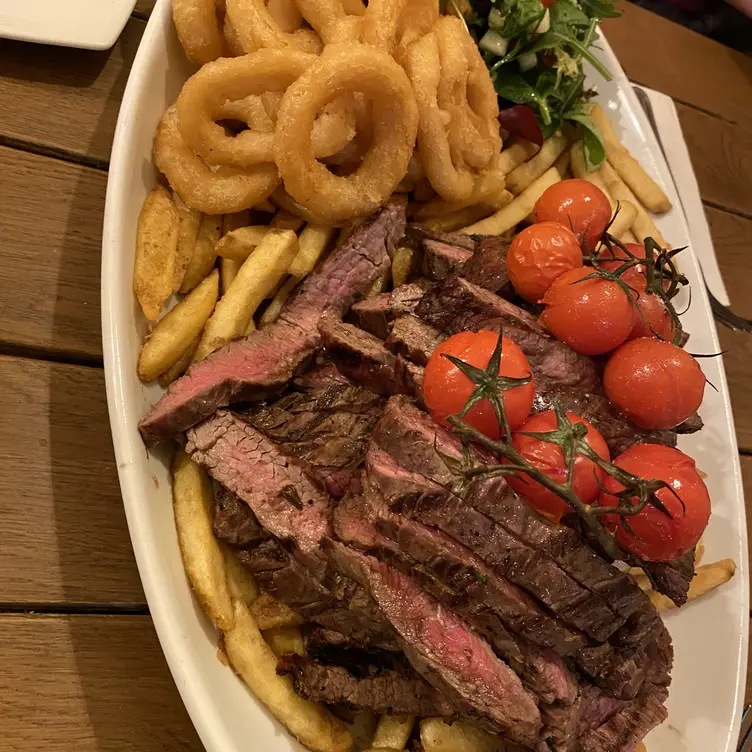 The Flowing Well Restaurant - Abingdon, , Oxfordshire | OpenTable