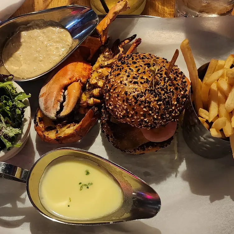 Burger & Lobster - Flatiron, New York, NY