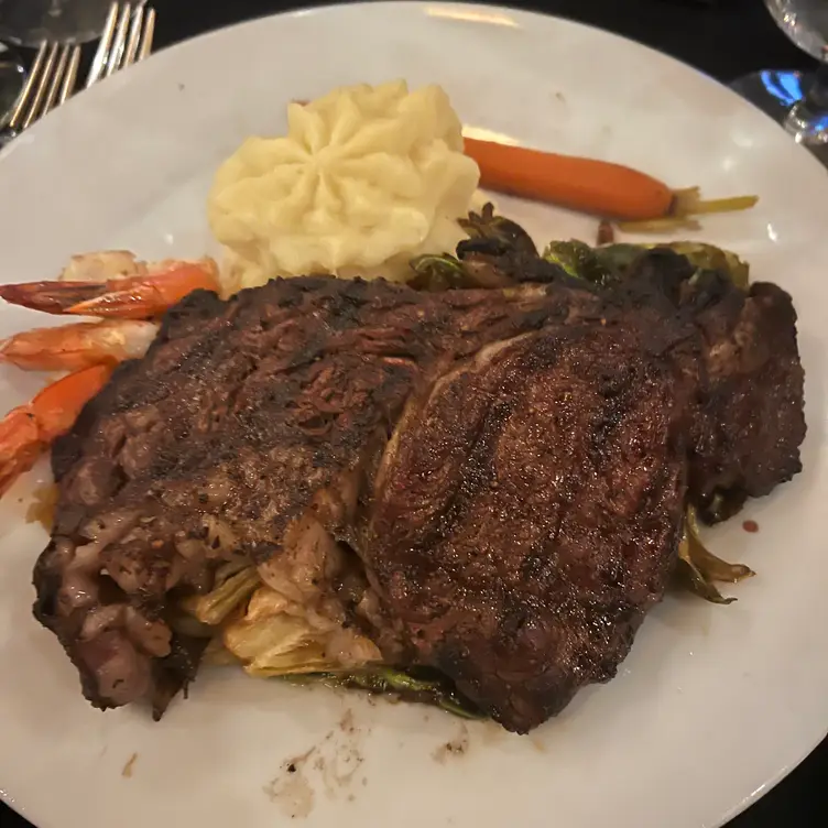 Dakotas Prime Steak & Chop House - Tyler, Tyler, TX