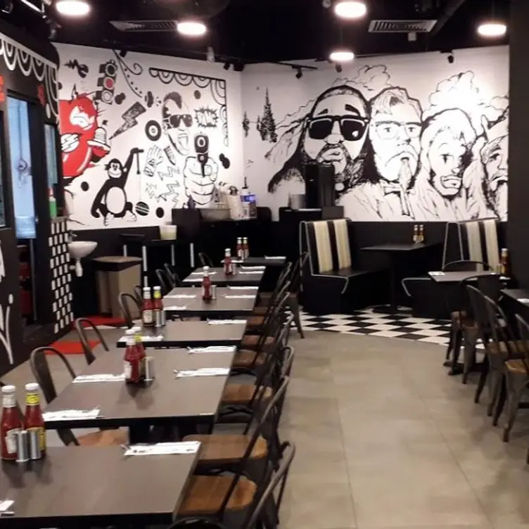 FatBoy's The Burger Bar – Northpoint City, Singapore, 