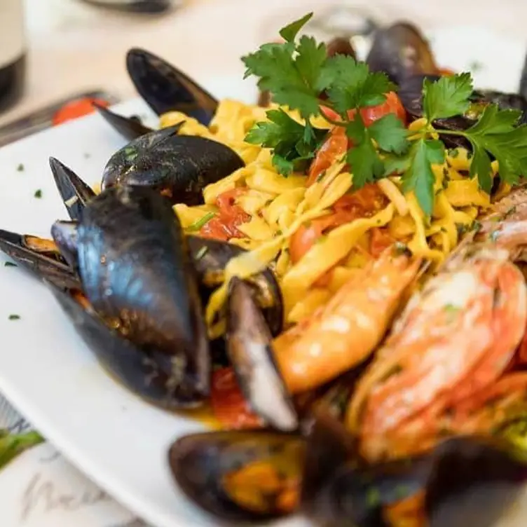 Sugo d'Oro, Rome, LA