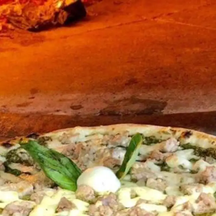 Pizzeria O’Sole e Napule, Naples, CM