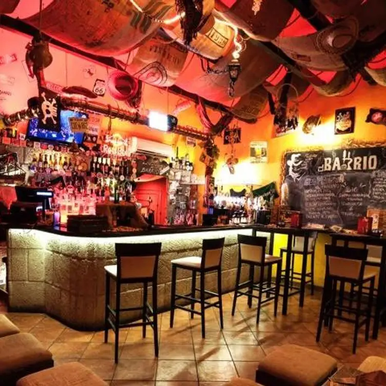 EL Barrio, Caserta, CM
