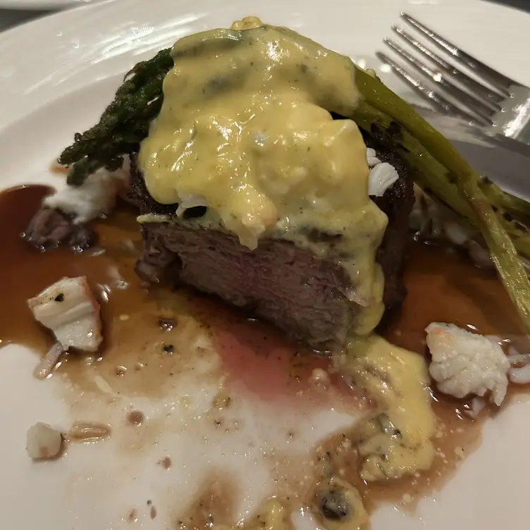 19 Steak and Seafood at Belterra Casino Resort, Florence, IN