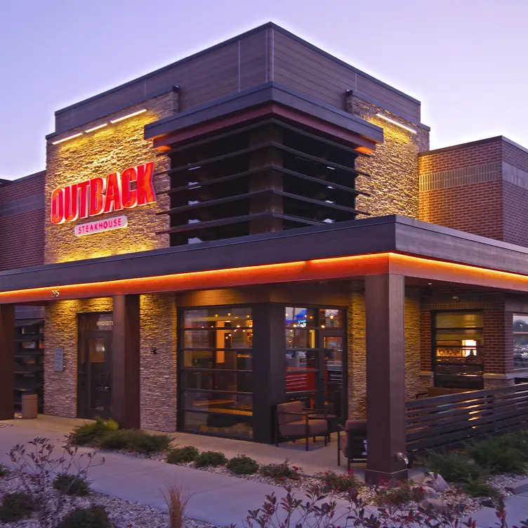 Outback Steakhouse - Fallsview Blvd, Niagara Falls, ON