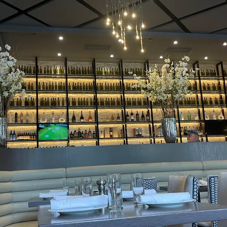 The Vine & Oak Tavern Restaurant - Cranford, NJ | OpenTable