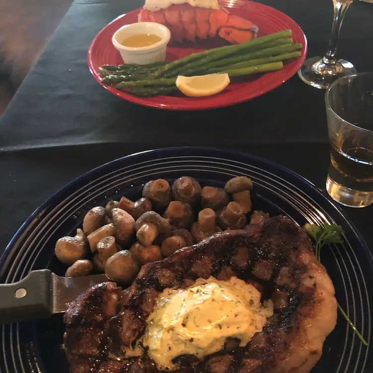 The Artichoke Restaurant & Bar, Langley, OK