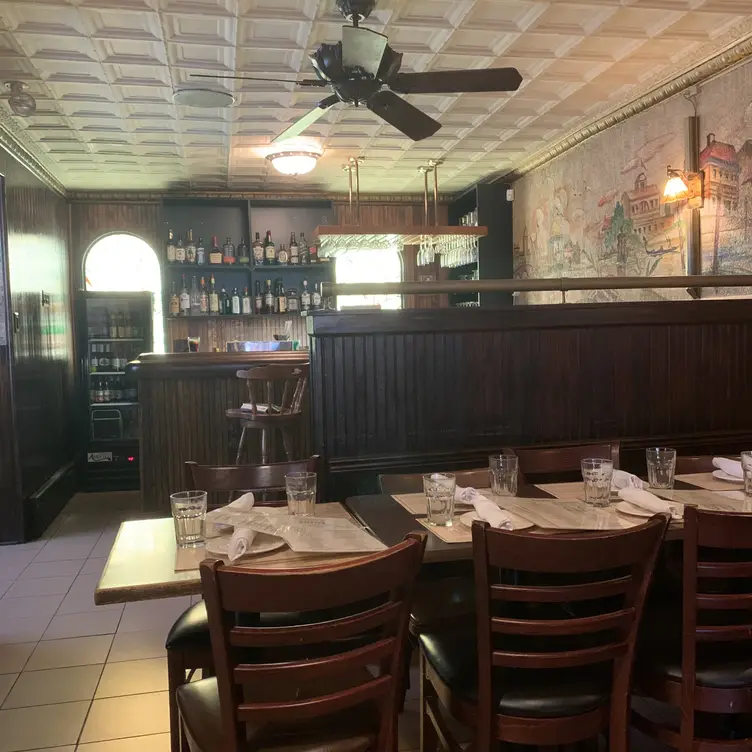 Ralph's Italian Restaurant, Philadelphia, PA