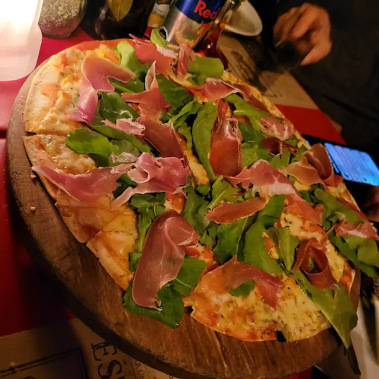 Taberna Sátira，RMSantiago