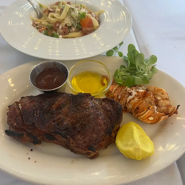 Bobby Van's Grill Times Square Restaurant Updated 2023 Book your