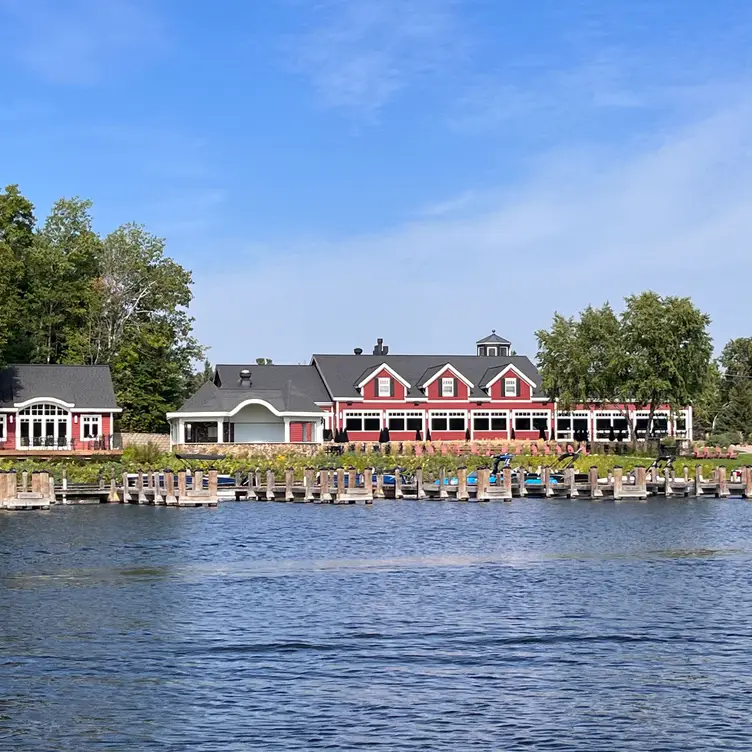 Bar Harbor，MNLake Shore