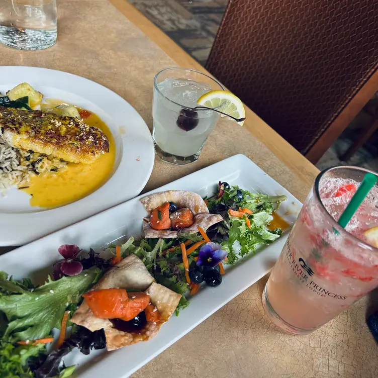 Two Rivers Copper Princess Wilderness Lodge Restaurant Copper