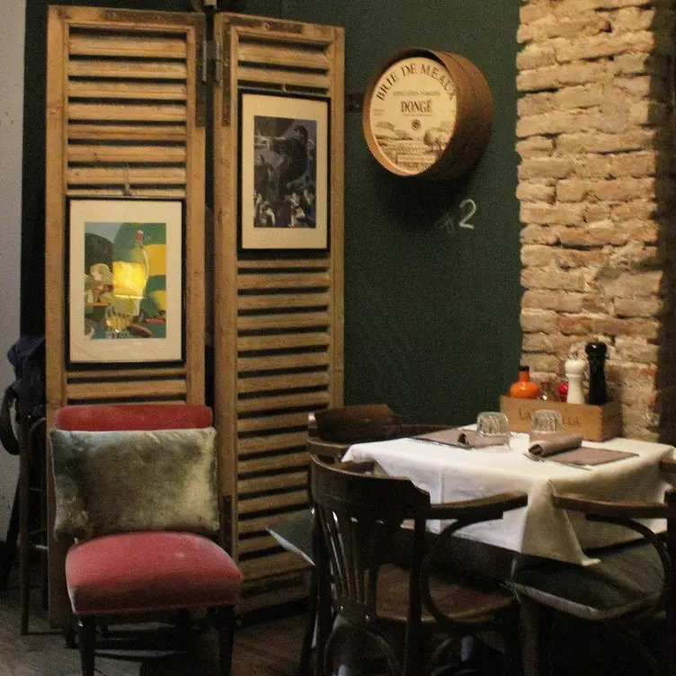 Il piatto rotto, Bologna, EM