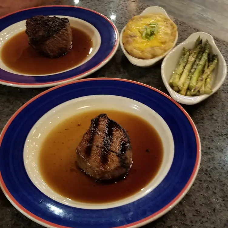 Doe's Eat Place in Margaritaville Resort Biloxi Restaurant Biloxi, MS