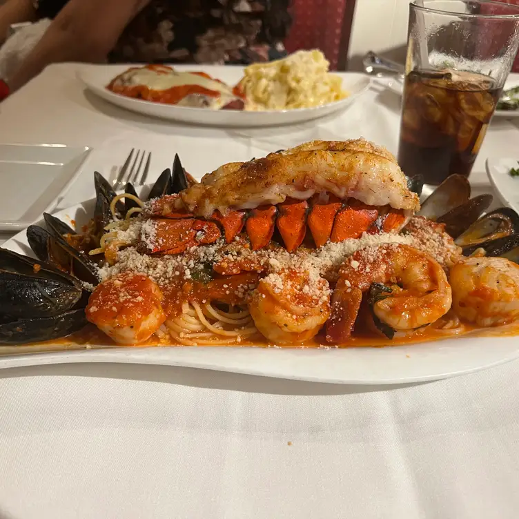 Zeffirelli Ristorante Italiano，VAHerndon