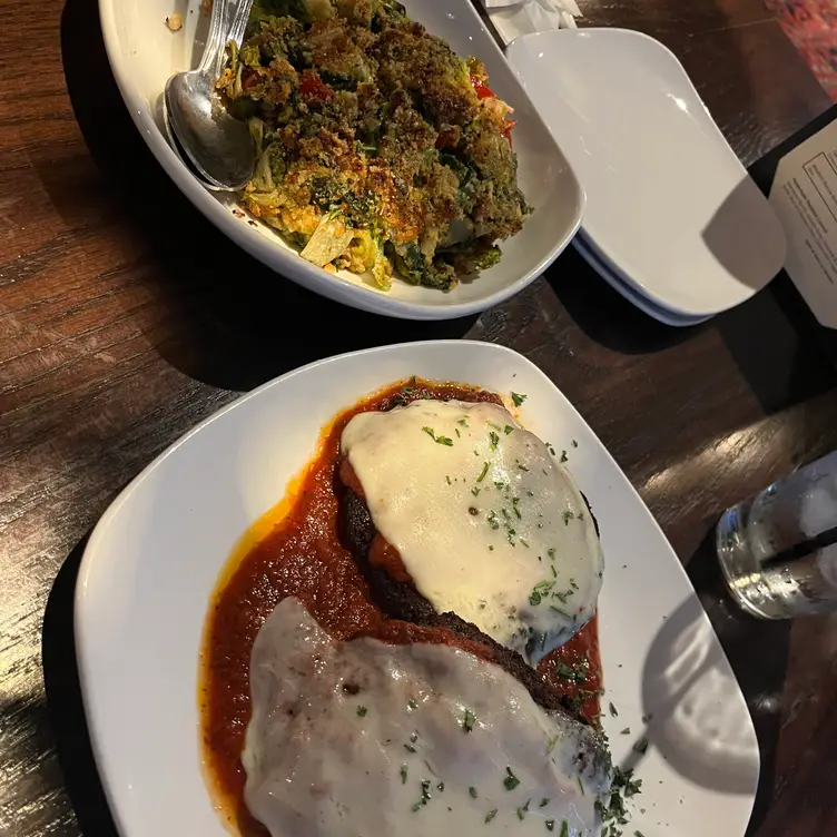 Delmonico's Italian Steakhouse Albany Restaurant Albany, , NY