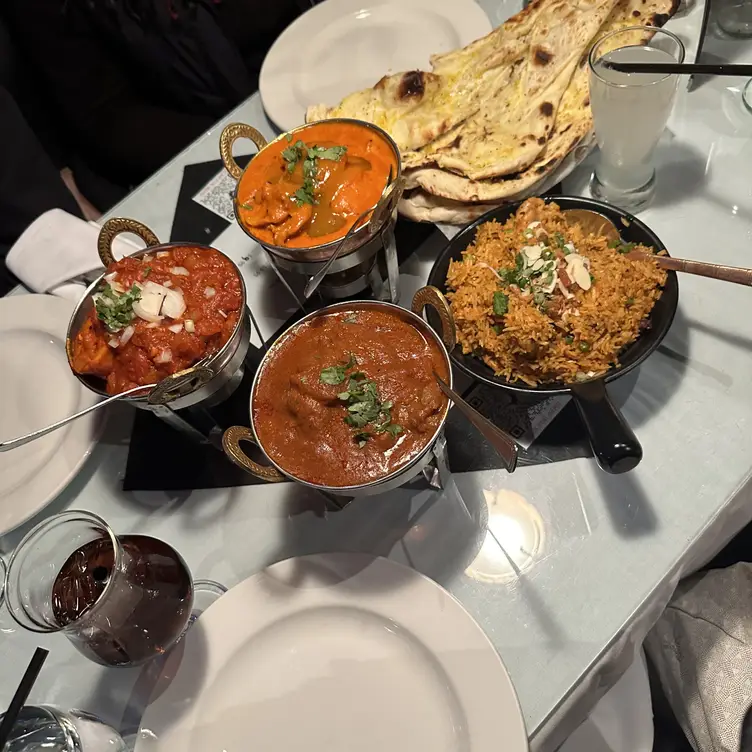 Dawett Fine Indian Cuisine, Kelowna, BC