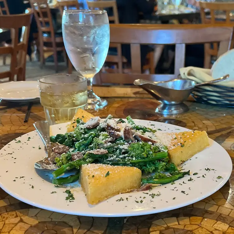 Sophia's Ristorante Italiano，FLNaples