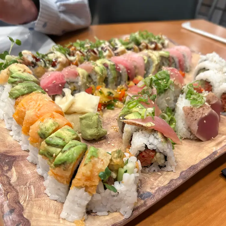 Nama Sushi Bar - Downtown，TNKnoxville