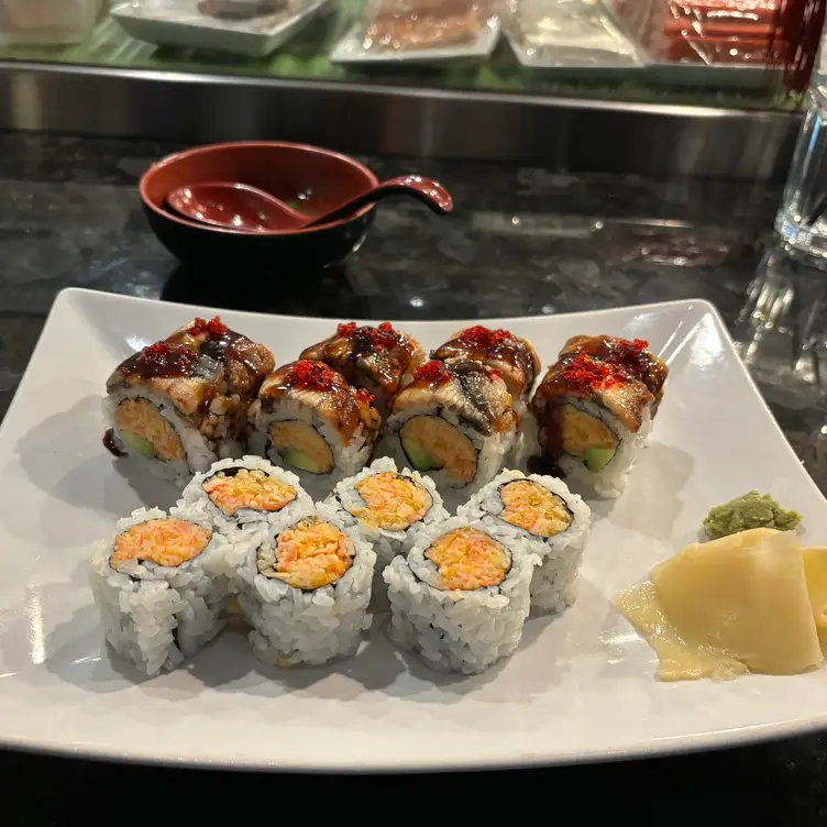 Tomo Hibachi & Sushi Restaurant and Lounge, Cleveland, OH