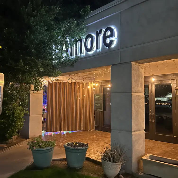 L'Amore, Phoenix, AZ