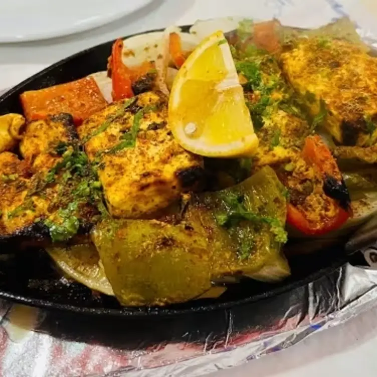 Salt n' Pepper (Indian Tandoori ) CT Sitges