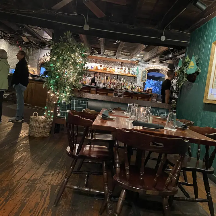 Boar's Head Grill and Tavern, Savannah, GA