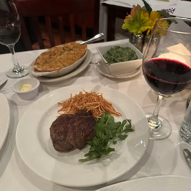 Bobby Van's Steakhouse - 809 15th Street NW DC Washington